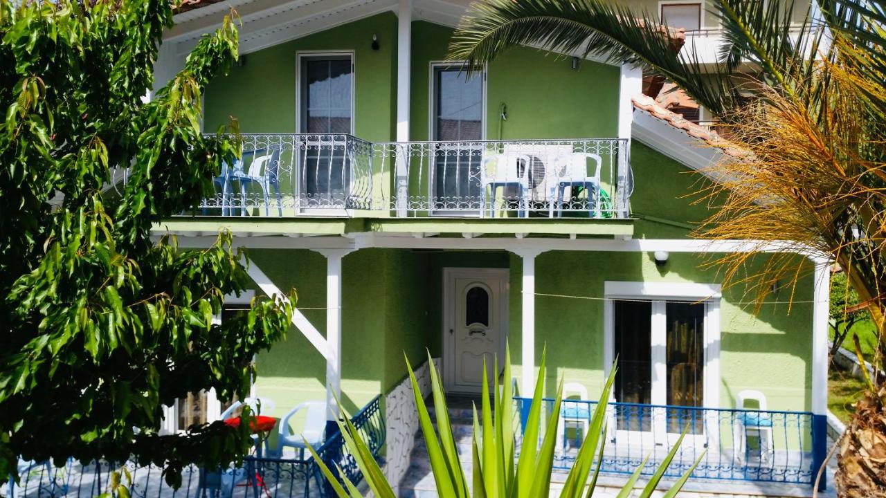 Nadia'S Beach House Πευκάρι Εξωτερικό φωτογραφία